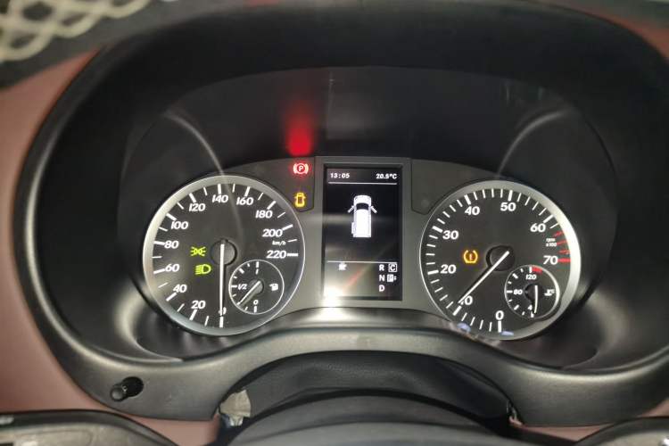 Used Mercedes-Benz Vito 2018 2.0T Business Version China V Emission Standard Instrument Cluster