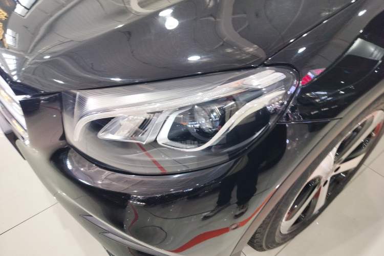 Used Mercedes-Benz GLC 2018 GLC 260 4MATIC Luxury Model