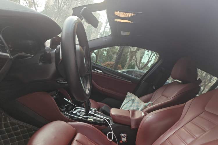 Used BMW X4 2019 xDrive25i M Sport Package
