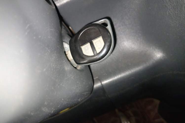 Used Suzuki Jimny 2015 1.3 AT JLX
