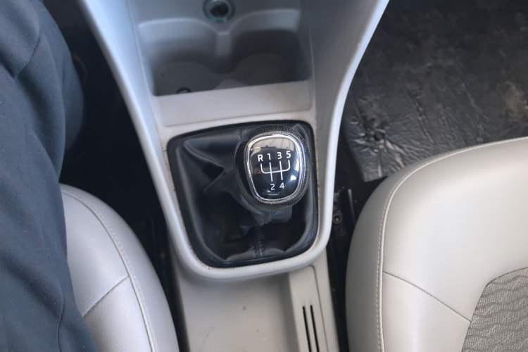 Used Skoda Rapid 2015 1.6L Manual Smart Selection Model