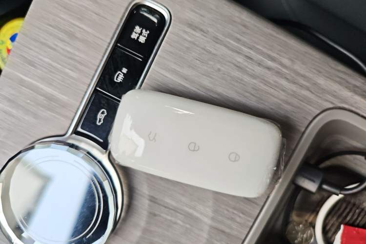 Used Geely Galaxy E8 2024 665 km Range Rear-Drive Starship Long-Range Version Vehicle Key