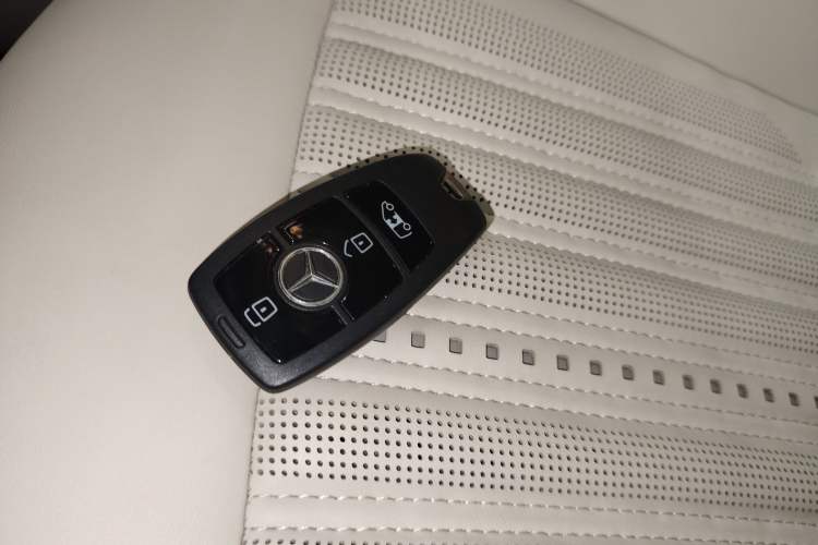 Used Mercedes-Benz Vito 2024 2.0T Business Version 7 Seats