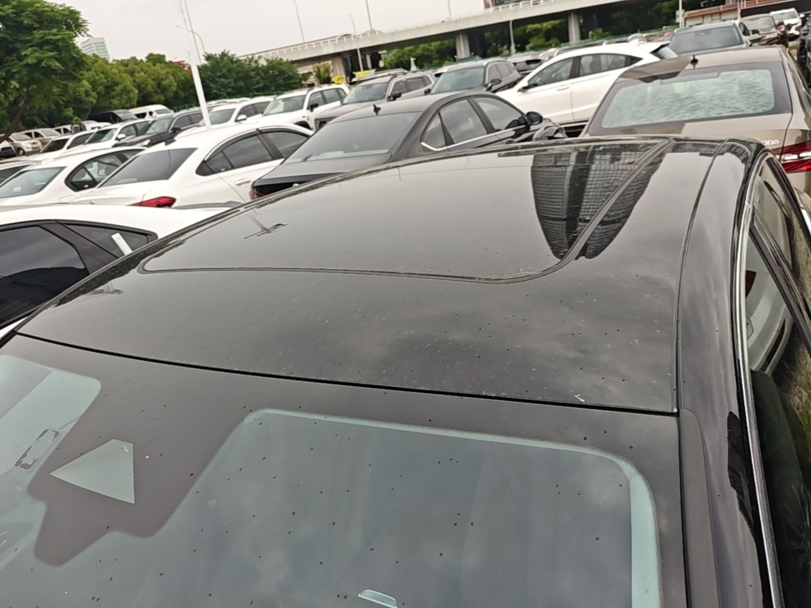 Hongqi H5 2025 2.0T Automatic Flag Edition – 500 000 Units Commemorative Version — снимка 7