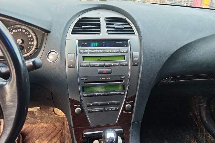 Used Lexus ES 2010 240 Elegant Edition