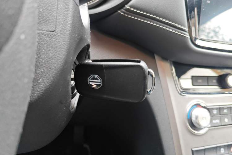 Used MG GS 2017 20T Automatic Luxury Edition
