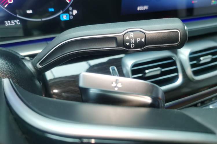 Used Mercedes-Benz GLE 2025 GLE 350 4MATIC Stylish Model
