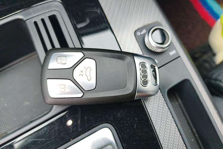 Used Audi Q5L 2022 Updated 40T Luxury Dynamic Edition Interior 1