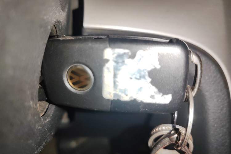 Used Volkswagen Lavida 2013 Restyled Classic 1.6L Manual Comfort Edition