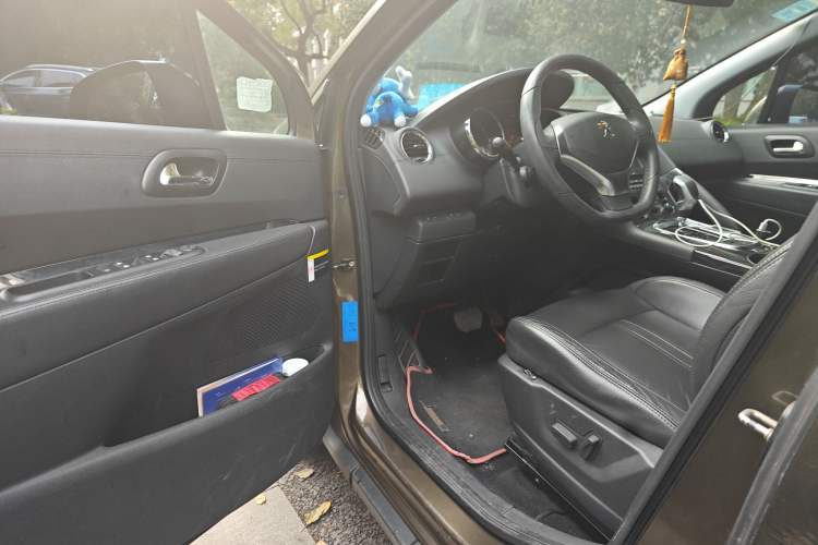 Used Peugeot 3008 2013 2.0L Automatic Trend Edition Driver Seat