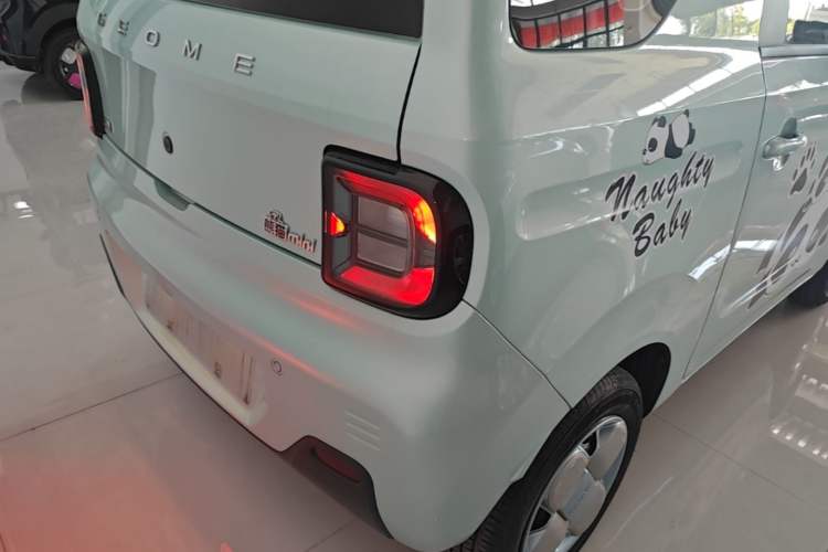 Used Geely Galaxy Panda 2023 Panda Mini 200km Endurance Bear