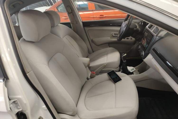 Used Dongfeng Aeolus A60 2016 1.6L Manual – Autohome Exclusive Model
