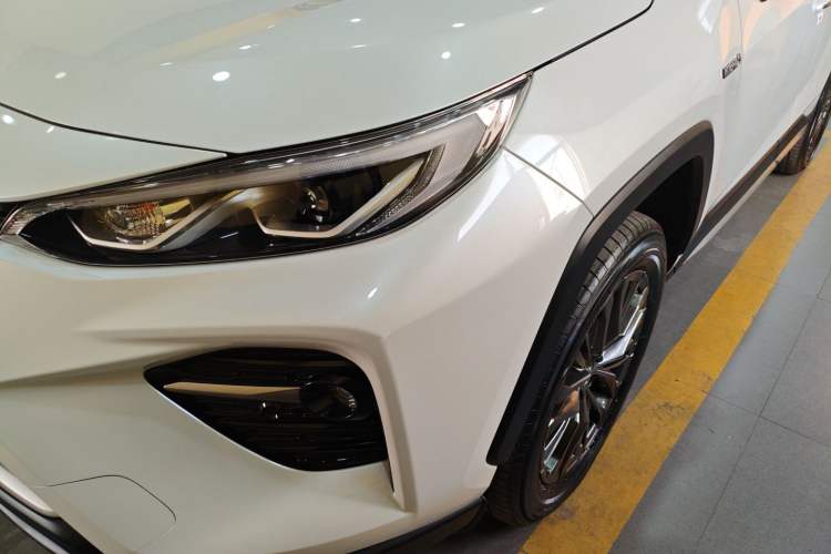 Used Toyota Wildlander 2023 Dual-Motor 2.5L E-CVT Four-Wheel Drive Prestige Edition