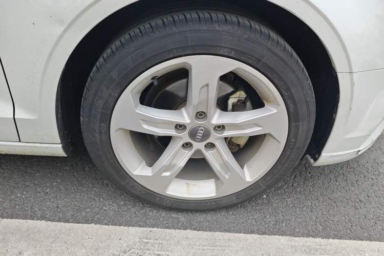 Used Audi A3 2020 Restyled Limousine 35 TFSI Ambition Version China VI
