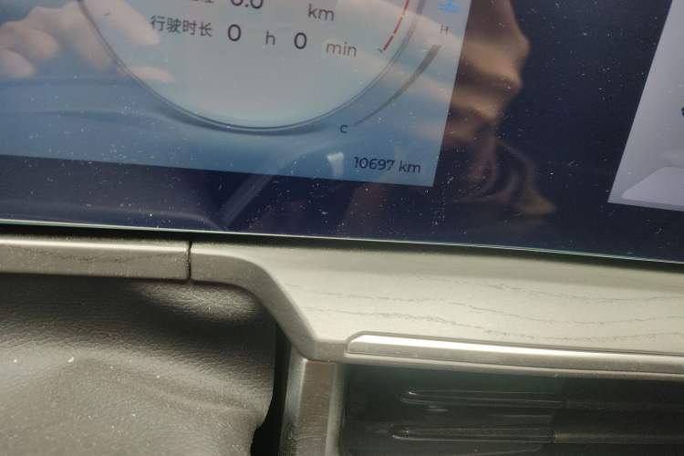 Used Chery Arrizo 8 2024 1.6T DCT Smart Odometer Close Up