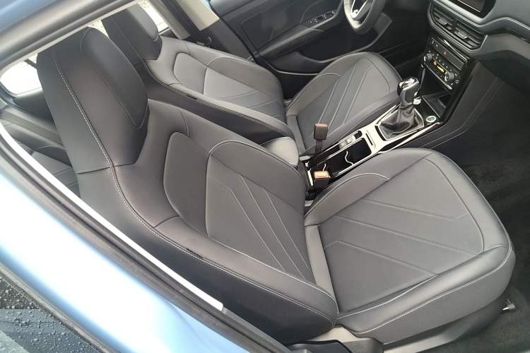 Used Volkswagen Tharu 2025 NewRui 300TSI Prestige Edition
