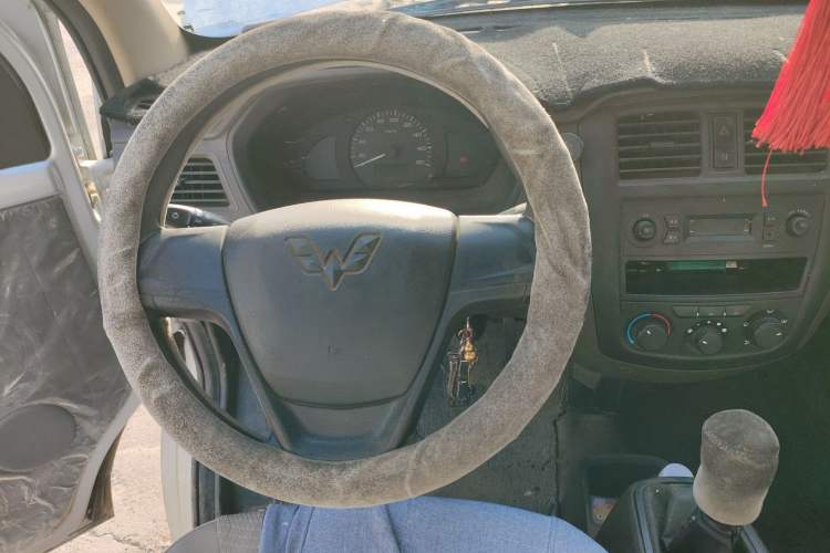 Used Wuling Rongguang S 
