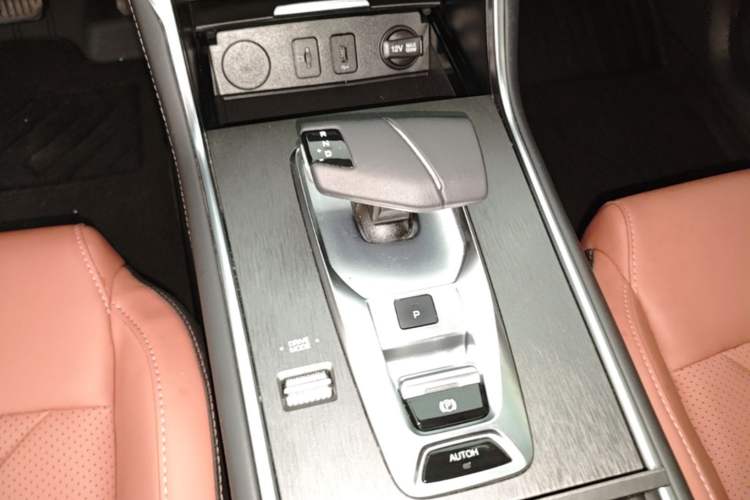 Used CHANGAN CS75 2024 Enjoyment Edition 1.5T DCT Prestige Model
