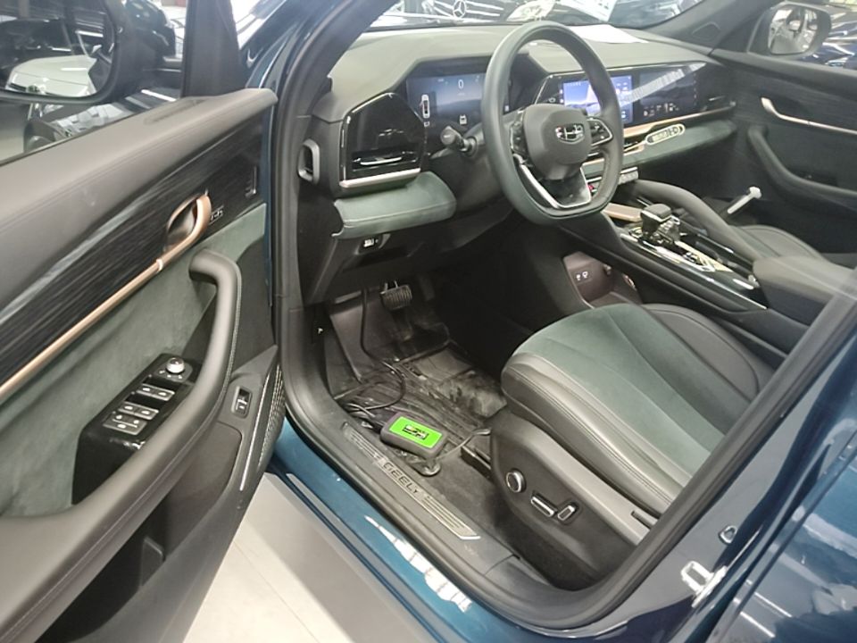 Geely Auto Monjaro L 2021 2.0TD DCT EVO Two-Wheel Drive Prestige Version — снимка 18