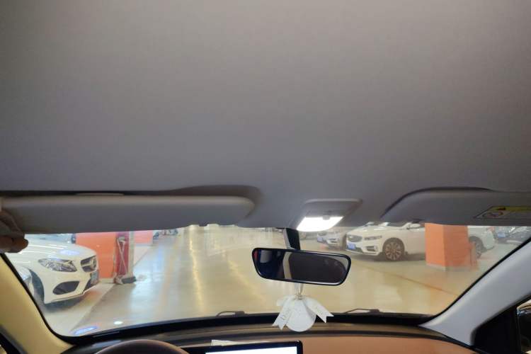 Used Wuling Bingo 2025 333 km Enjoyment Version Headliner