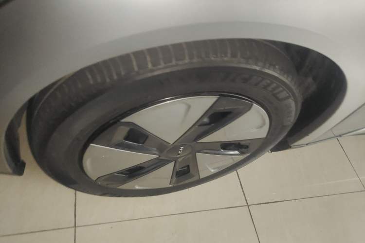 Used AION Y 2023 Plus 510 Enjoy Edition Exterior 4