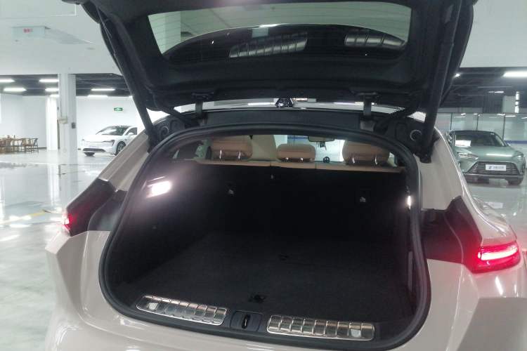 Used Nio ET5T 2023 75 kWh Touring
