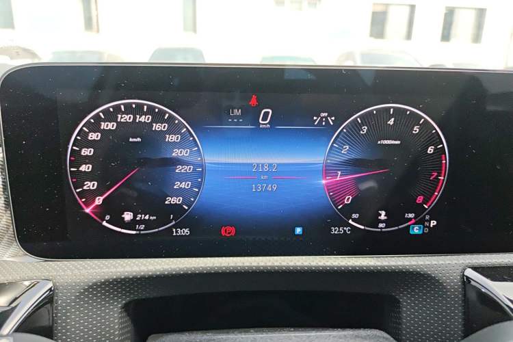 Used Mercedes-Benz A-Class 2023 A 200 L Fashion Model Instrument Cluster