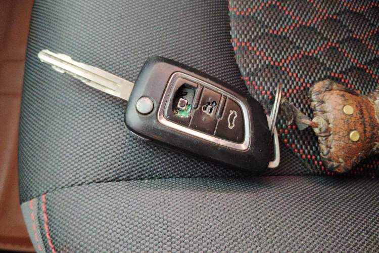 Used Dongfeng Aeolus AX5 2017 1.4T Manual Qushang Model Vehicle Key