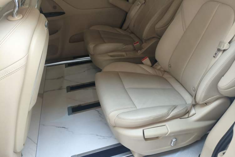 Used Buick GL8 2022 ES Landtrek 653T Luxury Edition