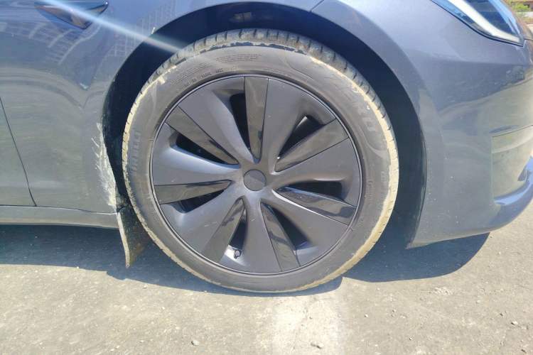 Used Tesla Model S 2023 Dual-Motor All-Wheel-Drive Version Right Front Wheel Hub