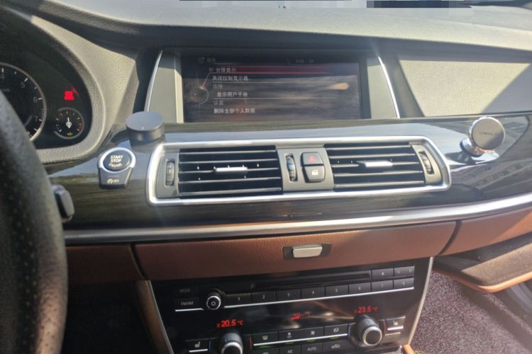 Used BMW 5 Series GT 2015 528i Leading Model
