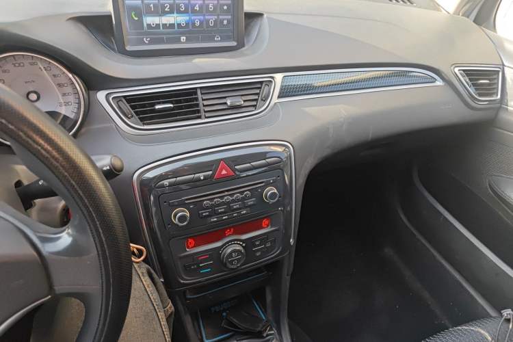 Used Peugeot 308 2012 1.6L Manual Fashion Edition