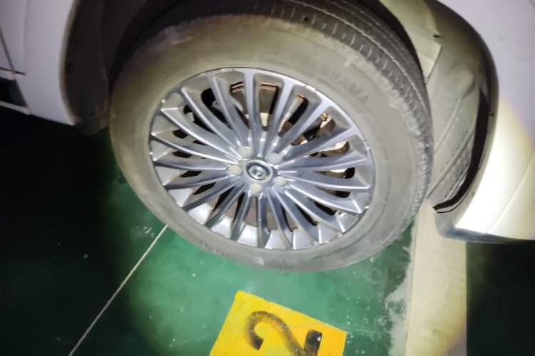 Used CHANGAN CS95 2021 2.0T Four-Wheel Drive Luxury Version
