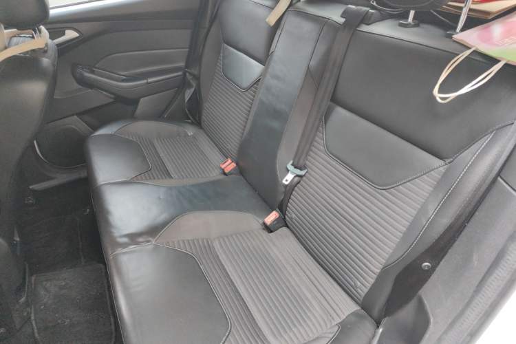 Used Ford Focus 2015 Sedan 1.6L Automatic Trend Model
