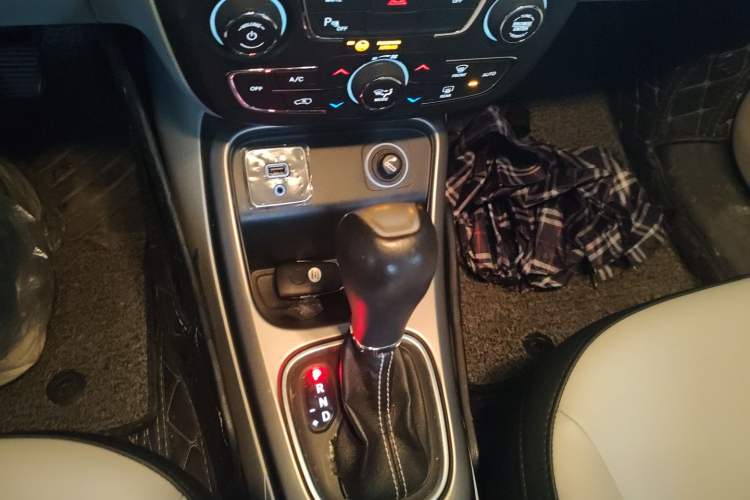 Used Jeep Compass 2017 200T Automatic Family Edition