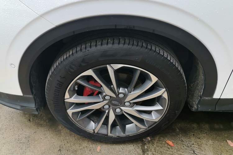 Used Geely Auto Coolray 2019 Sport Model 260T DCT Battle China V Standard Left Front Wheel Hub