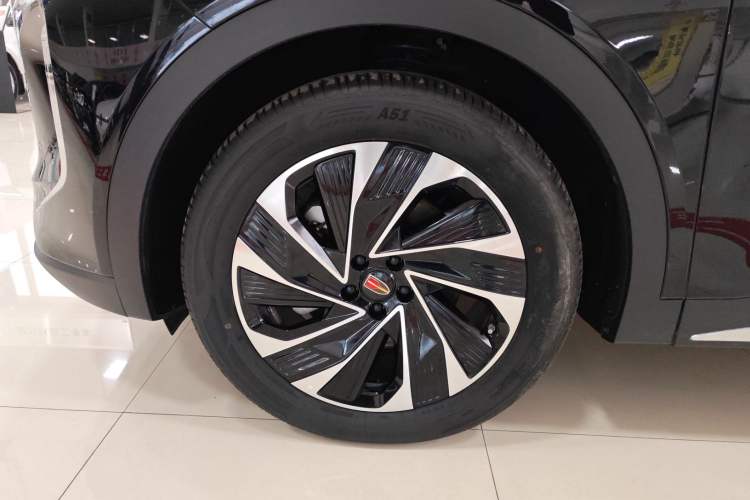 Used Hongqi HS7 PHEV 2024 2.0T PHEV Four-Wheel Drive Flagship Edition 6 Seats
