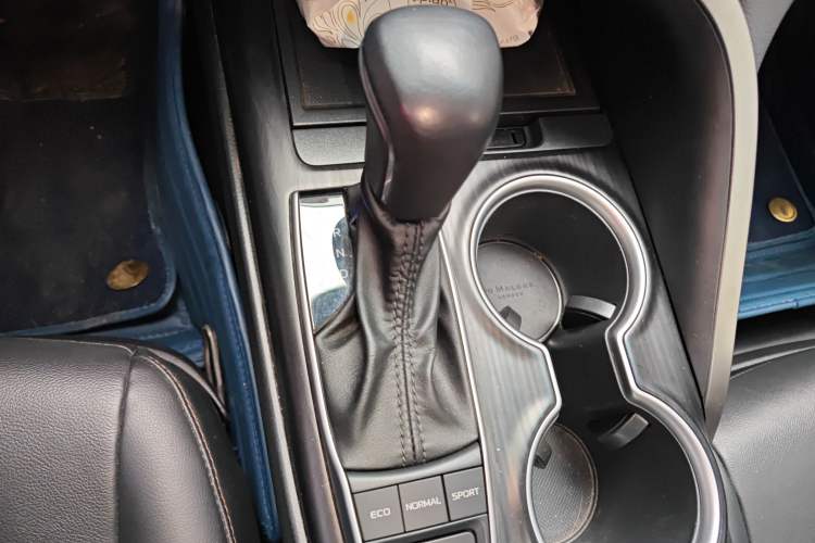 Used Toyota Camry 2021 2.5G Luxury Edition
