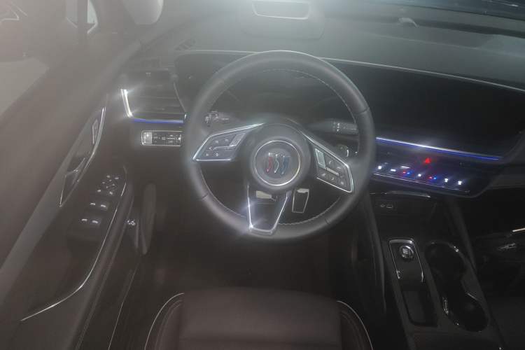 Used Buick Envision 2025 Encore Plus 28T All-Wheel-Drive Platinum Edition