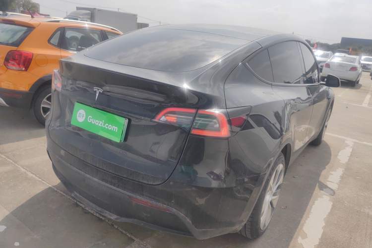 Used Tesla Model Y 2022 Rear-Wheel-Drive Version
