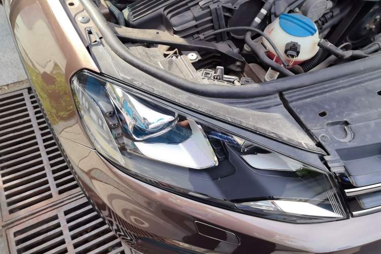 Used Volkswagen Touareg 2011 3.0 TSI High-End Version
