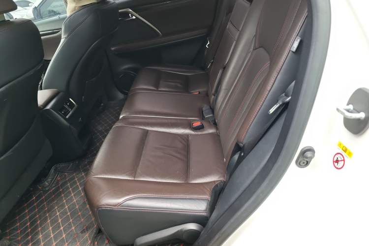 Used Lexus RX 2016 300 4x4 Elegant Edition China V-standard Left Rear Seat