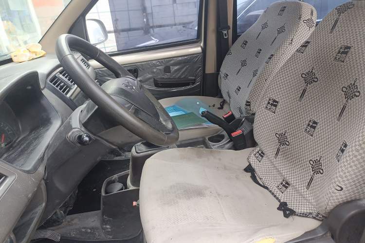 Used Wuling Rongguang S 2021 1.2L Base Model 5-Seater LSI Left Front Seat