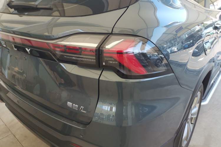 Used Geely Auto Haoyue L 2023 2.0T DCT Flagship Version