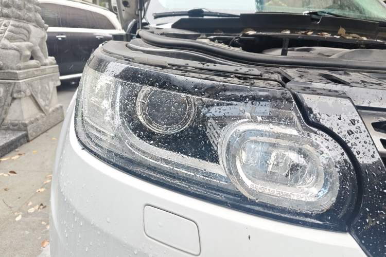 Used Land Rover Range Sport 2016 3.0 SDV6 HSE Right Front Headlight