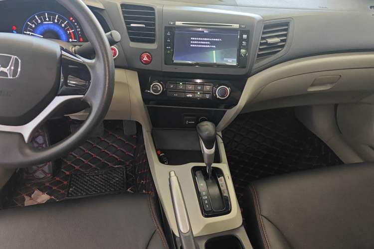 Used Honda Civic 2014 1.8L automatic comfort version Audio And AC Panel