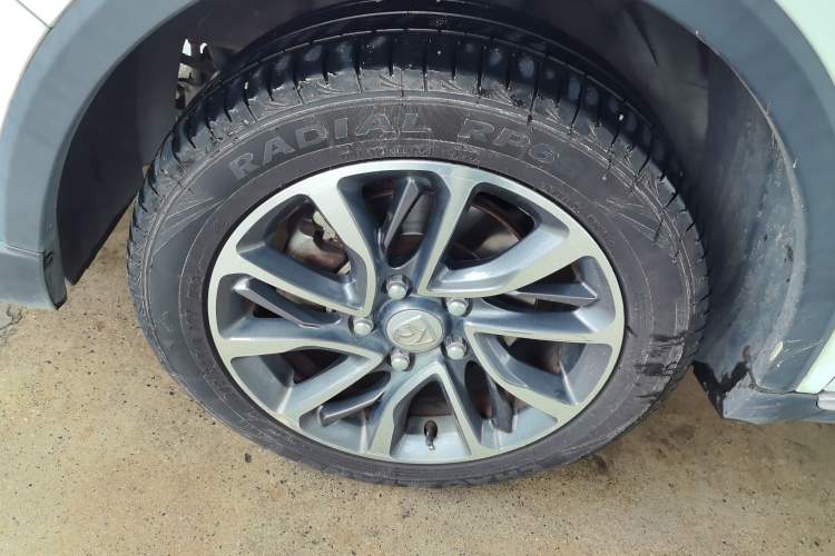 Used Baojun 730 2019 1.5T CVT Flagship Model 7 Seats China VI Emission Standard
