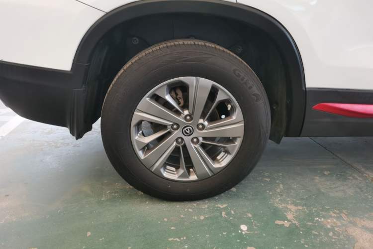 Used CHANGAN CS75 2021 Honor Million Edition 280T DCT Luxury Model Right Rear Wheel Hub