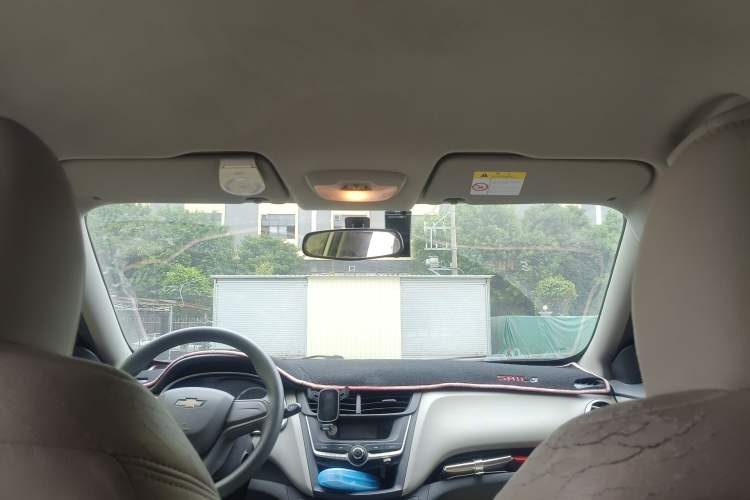 Used Chevrolet Sail 2015 Sail 3 1.3L AMT Ideal Edition Headliner