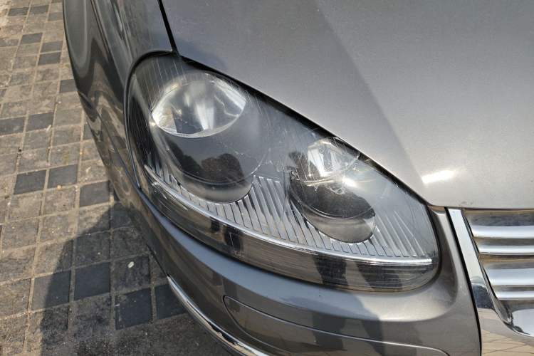 Used Volkswagen Sagitar 2011 1.4 TSI Automatic Luxury Edition
